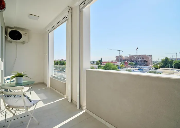 Giannini1 Luxe Апартаменты *